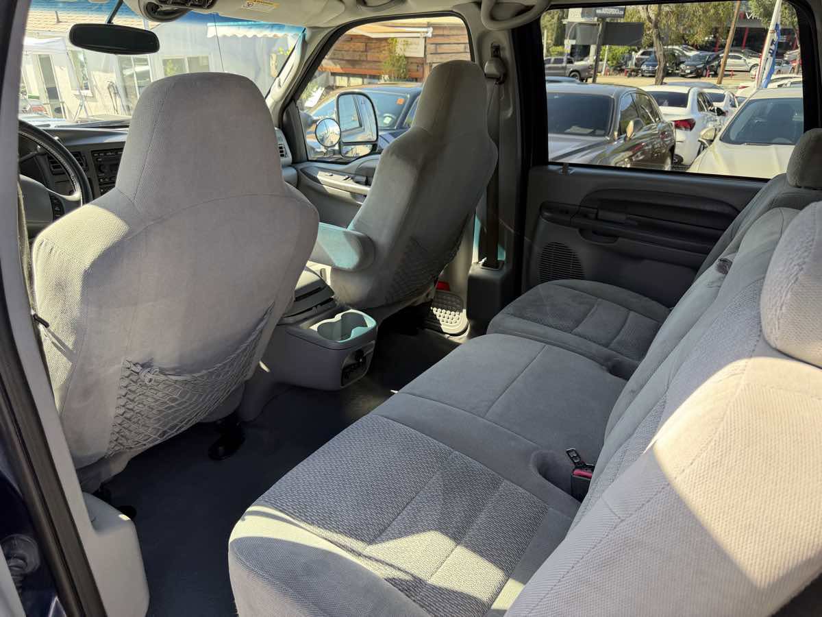 Used 2003 Ford Excursion XLT RWD image 18