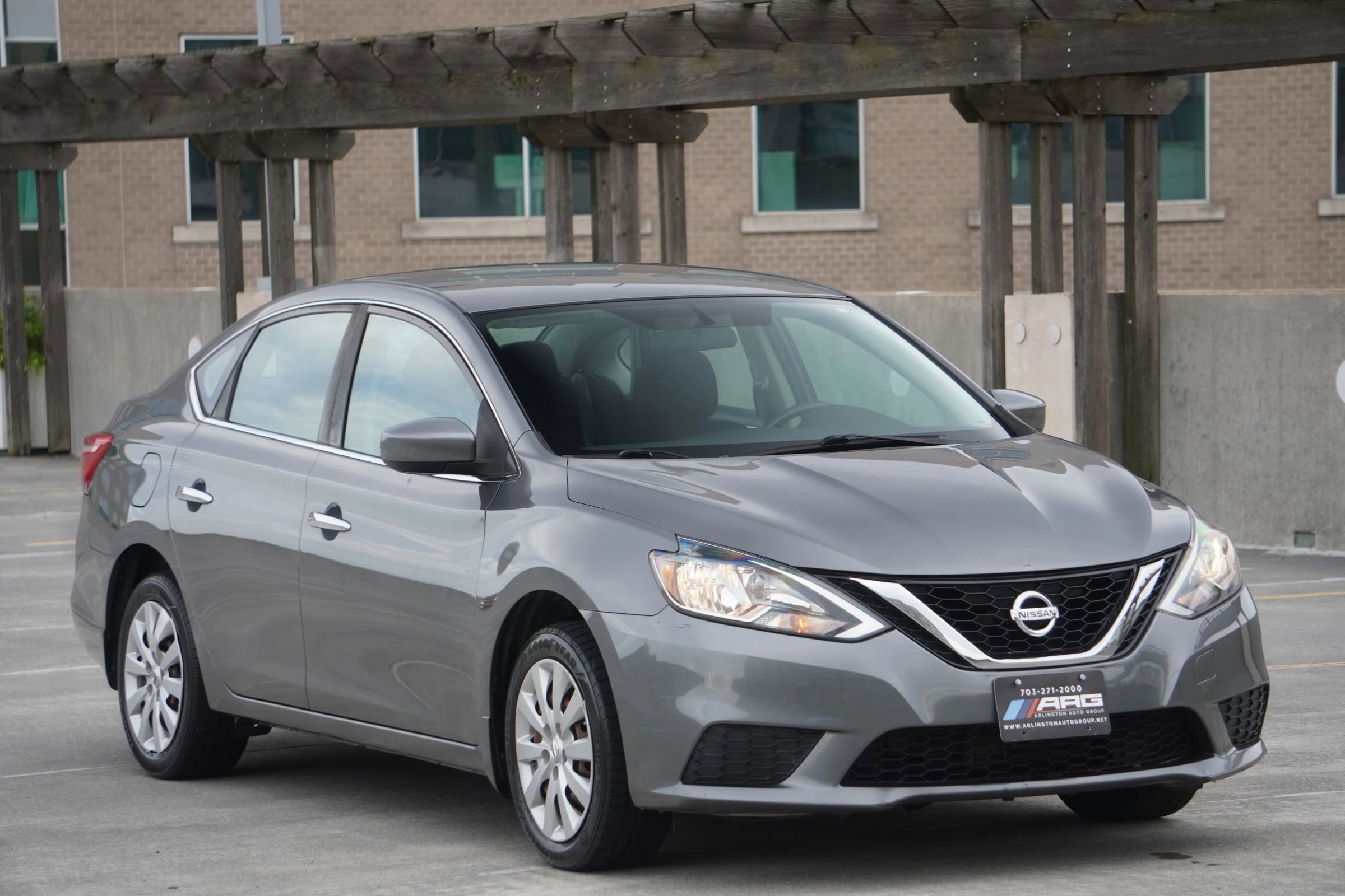 Used 2017 Nissan Sentra SV image 7