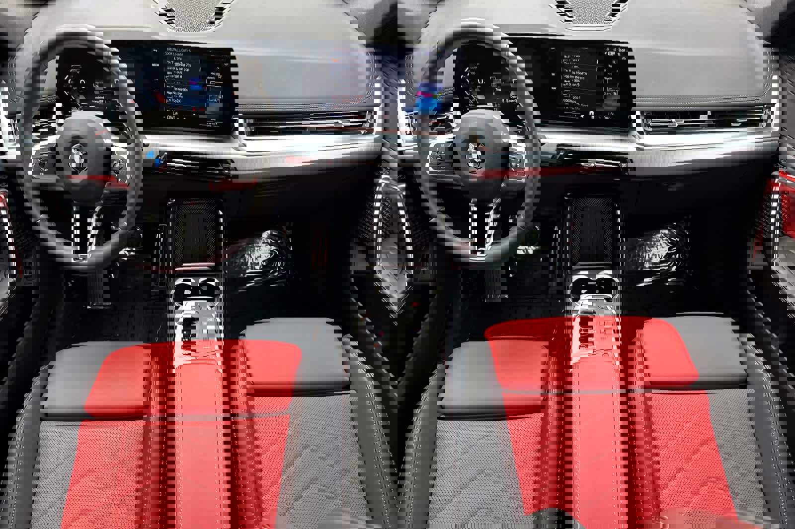 Used 2025 BMW X1 xDrive28i w/ M Sport Package image 3