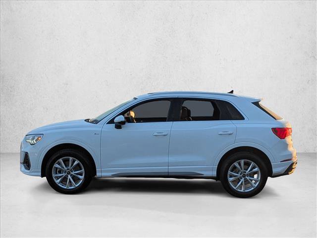 Certified 2025 Audi Q3 2.0T Premium w/ Convenience Package image 8