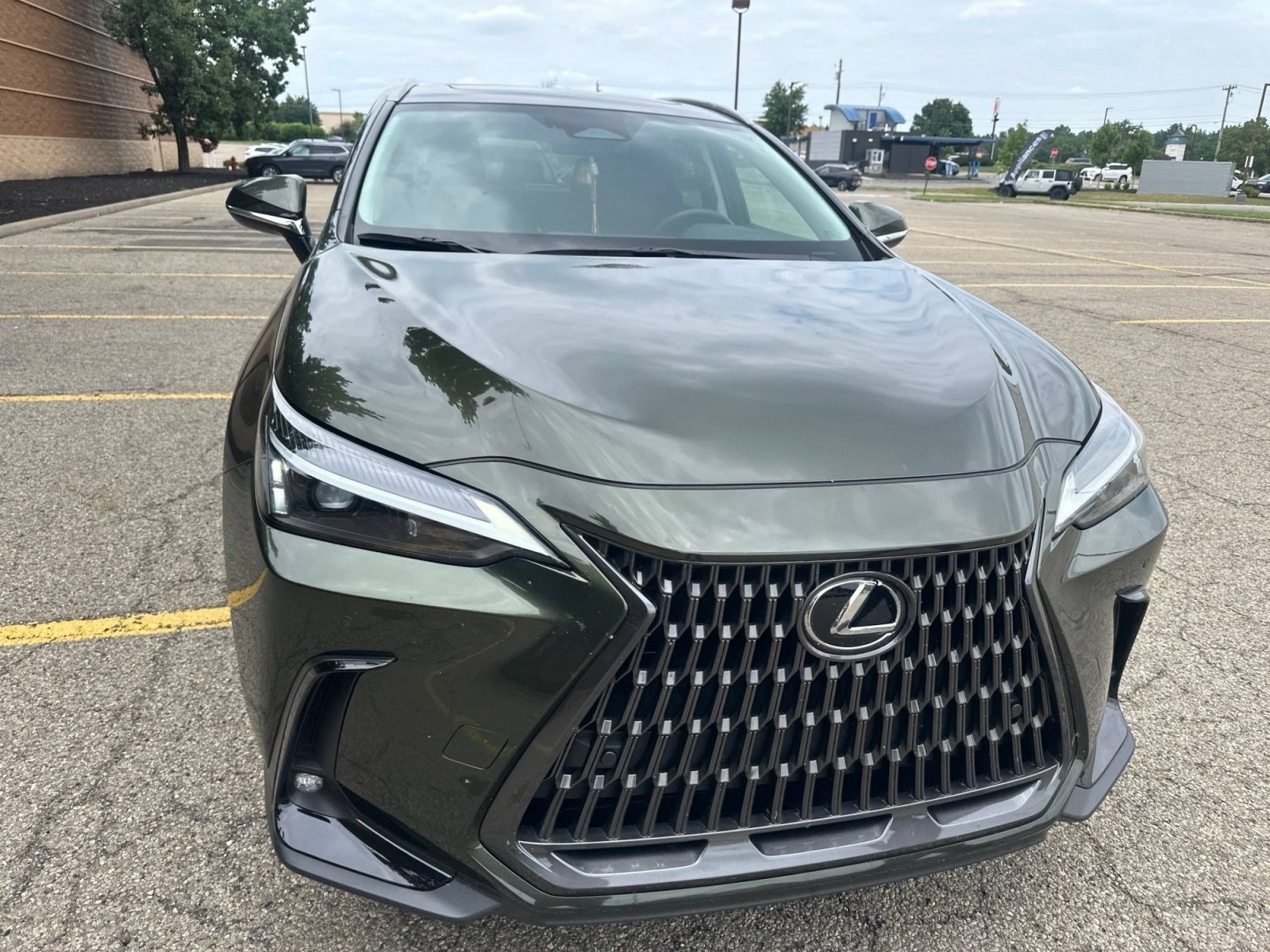 Used 2025 Lexus NX 350h AWD w/ Accessory Package (2T) image 16