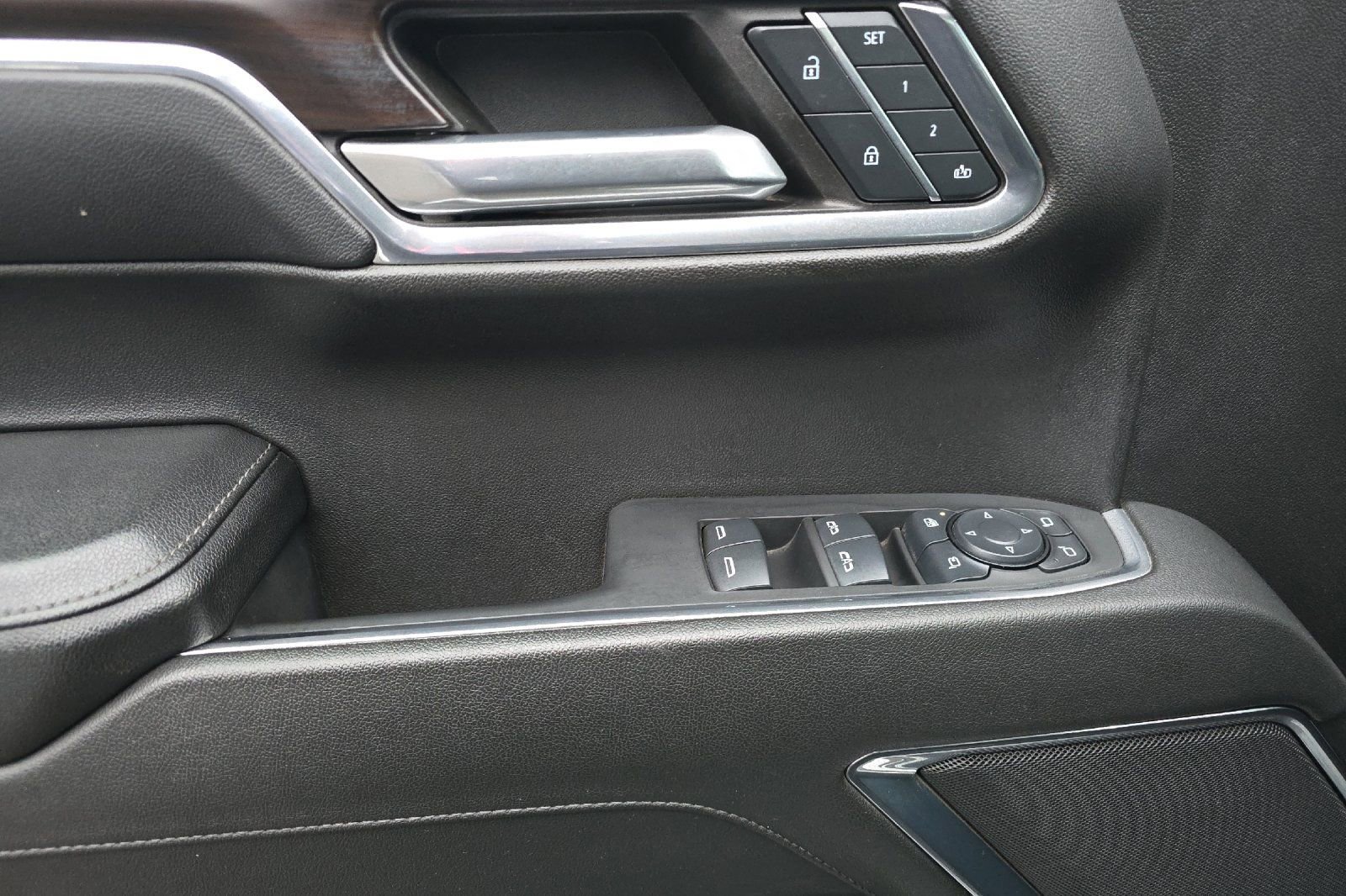 Used 2024 GMC Sierra 1500 SLT image 12