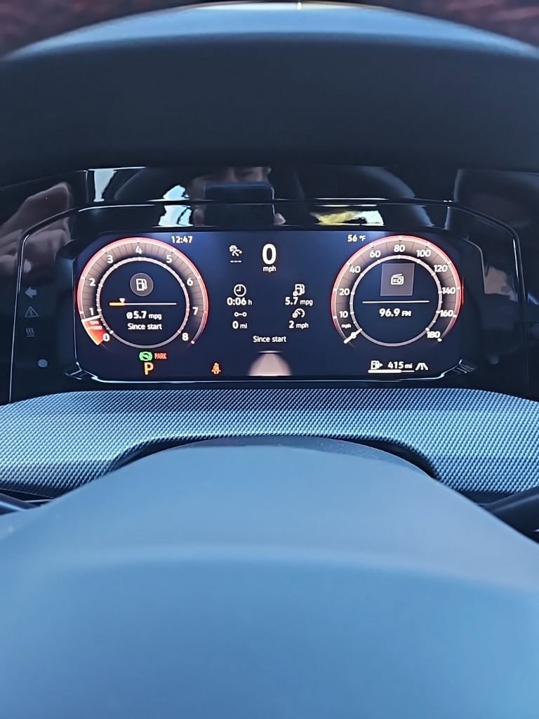 New 2026 Volkswagen GTI SE FWD image 34