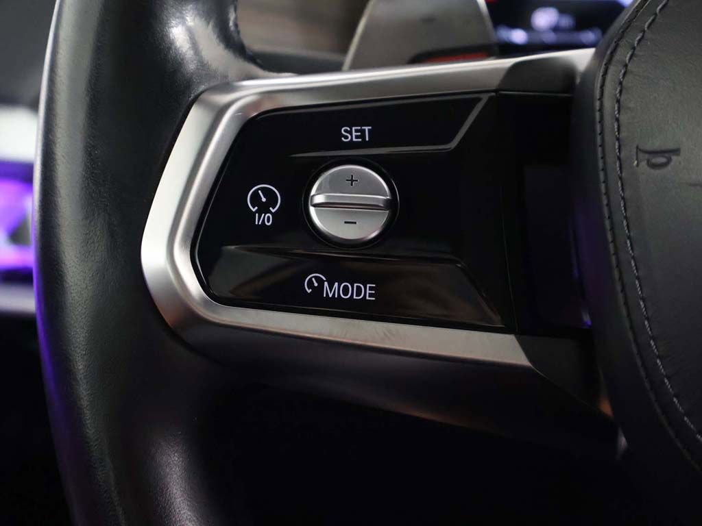 Used 2023 BMW 760i xDrive w/ Executive Package AWD/4WD image 45