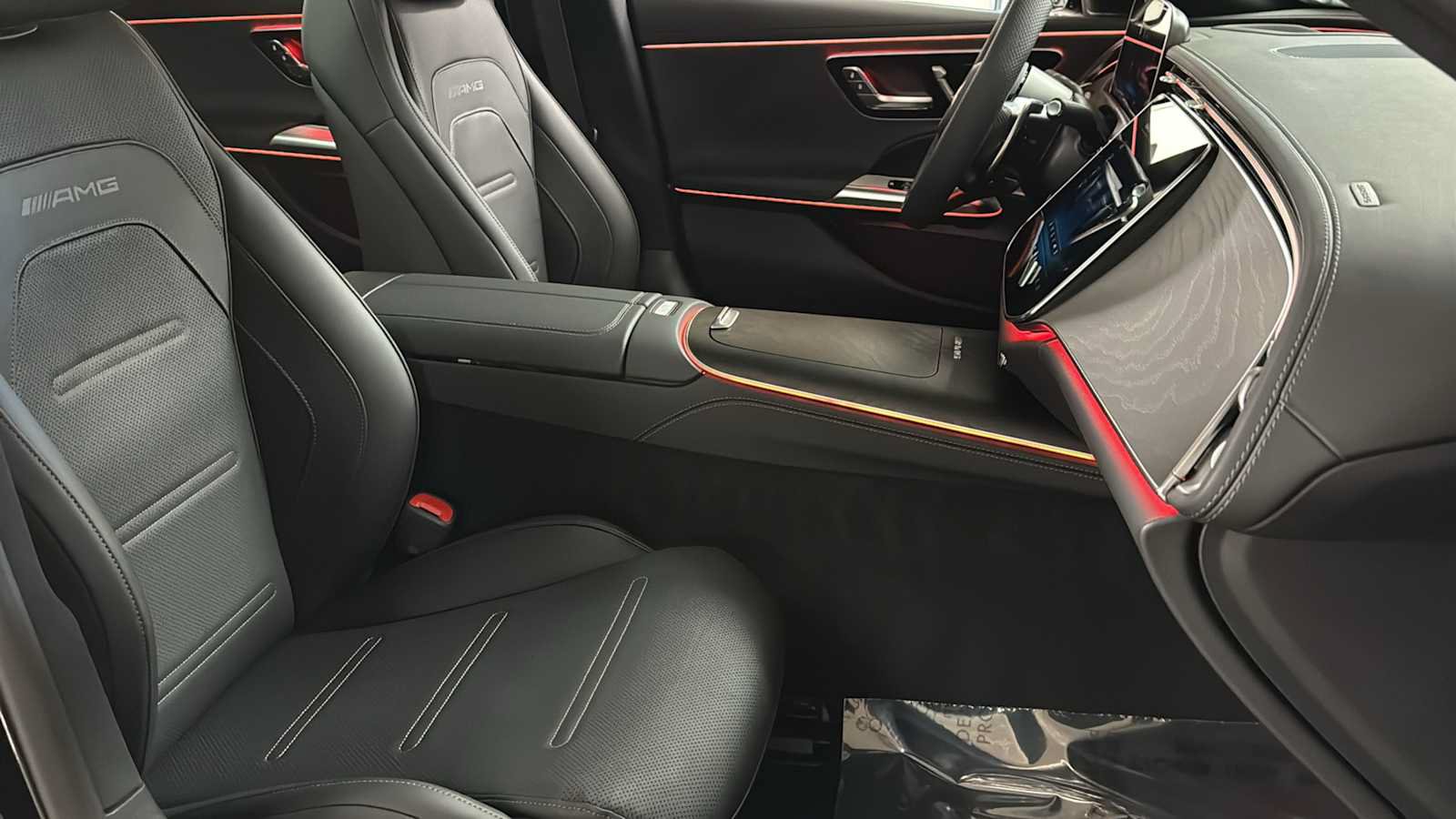 New 2026 Mercedes-Benz E 53 AMG e 4MATIC Wagon image 37