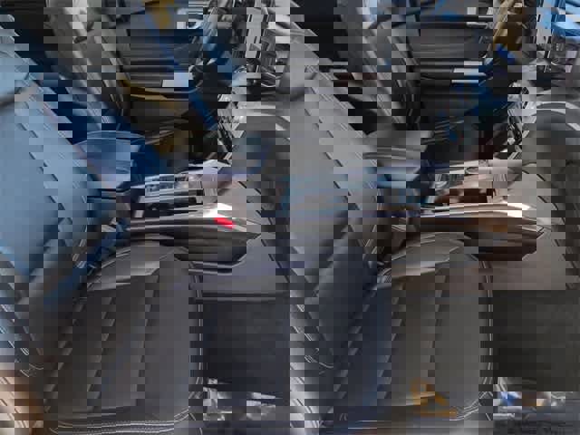 Used 2022 Ford Explorer XLT w/ Equipment Group 202A image 26