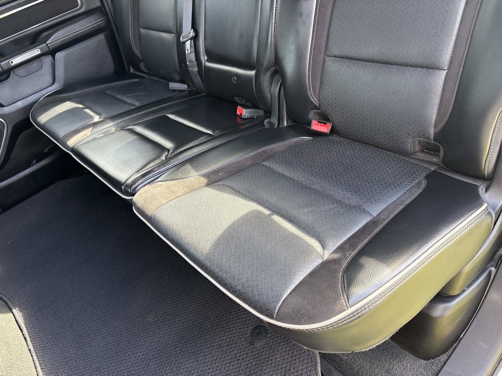 Certified 2024 RAM 1500 Laramie RWD image 13