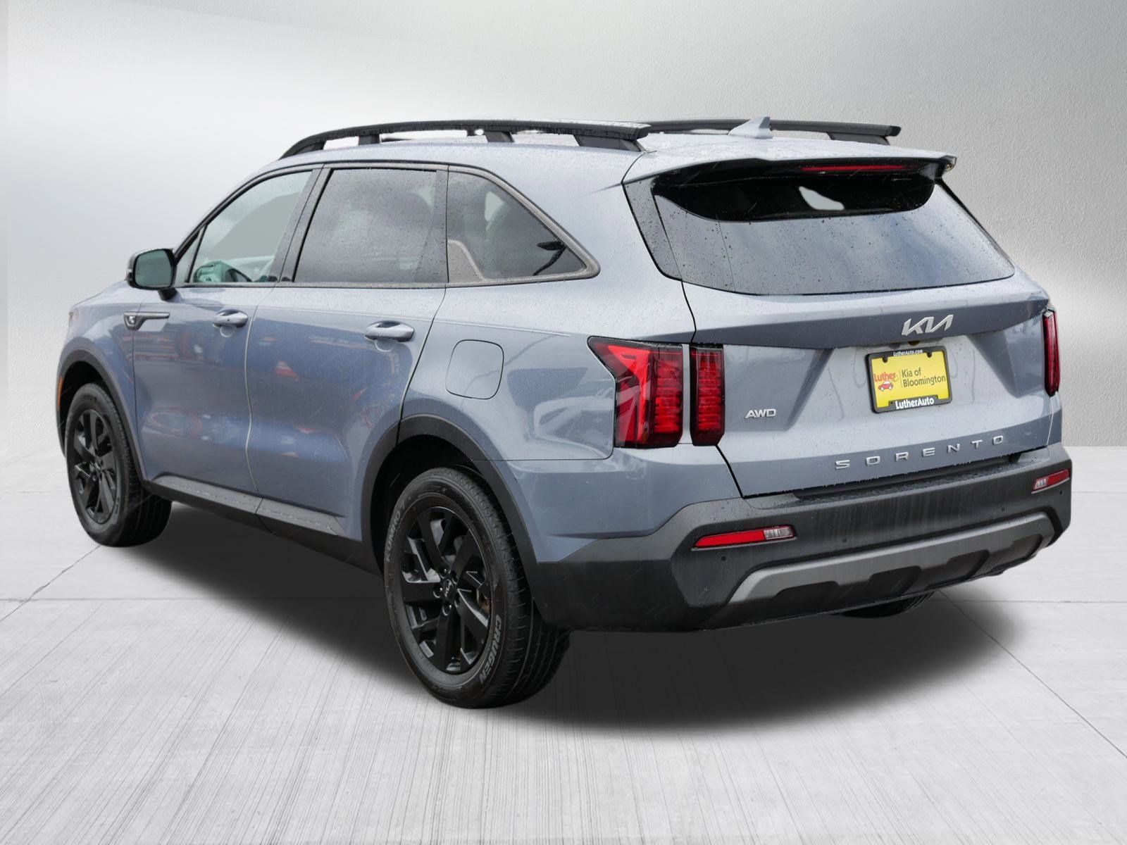 Certified 2022 Kia Sorento S w/ Panoramic Sunroof Package image 5