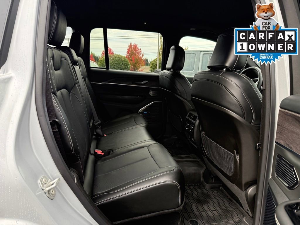 Used 2024 Jeep Grand Cherokee Overland w/ Trailer Tow Package image 22