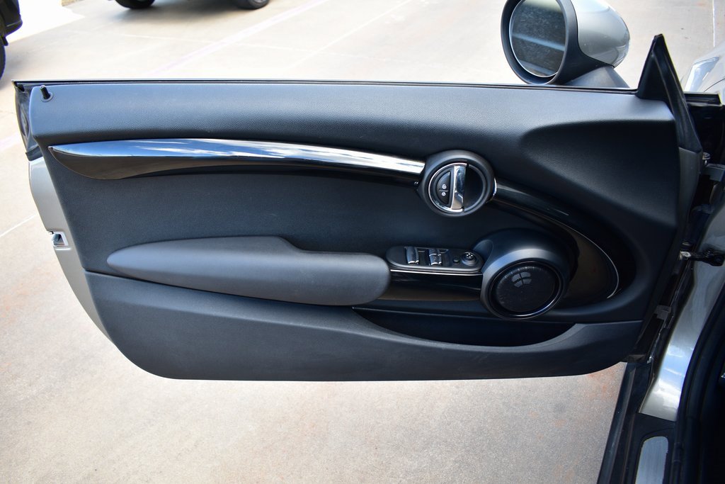 Used 2016 MINI Cooper S image 14