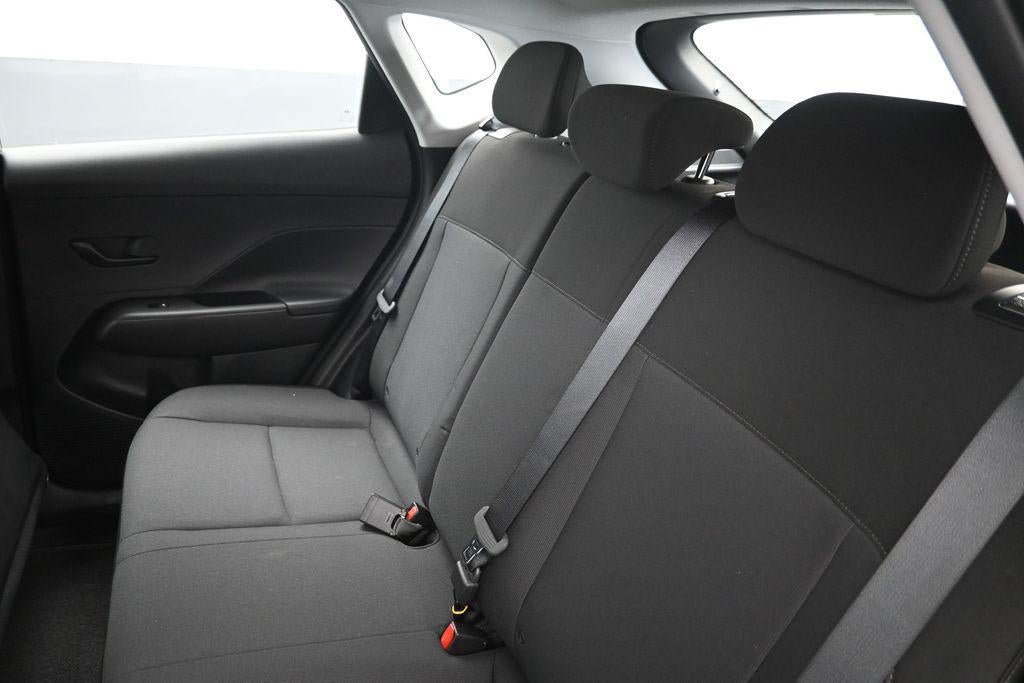 New 2027 Hyundai Kona SE FWD image 25