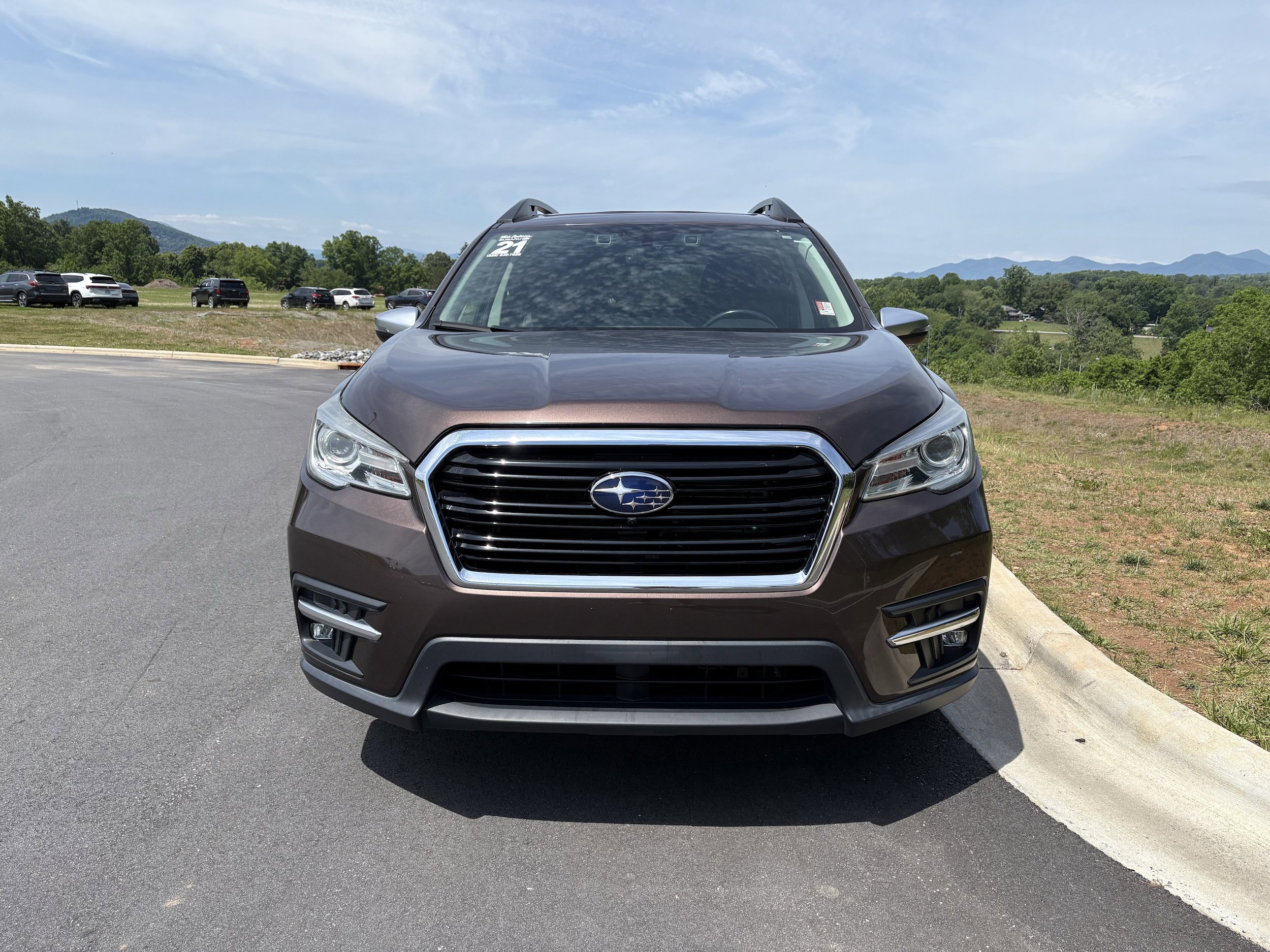 Used 2021 Subaru Ascent Touring AWD/4WD image 2