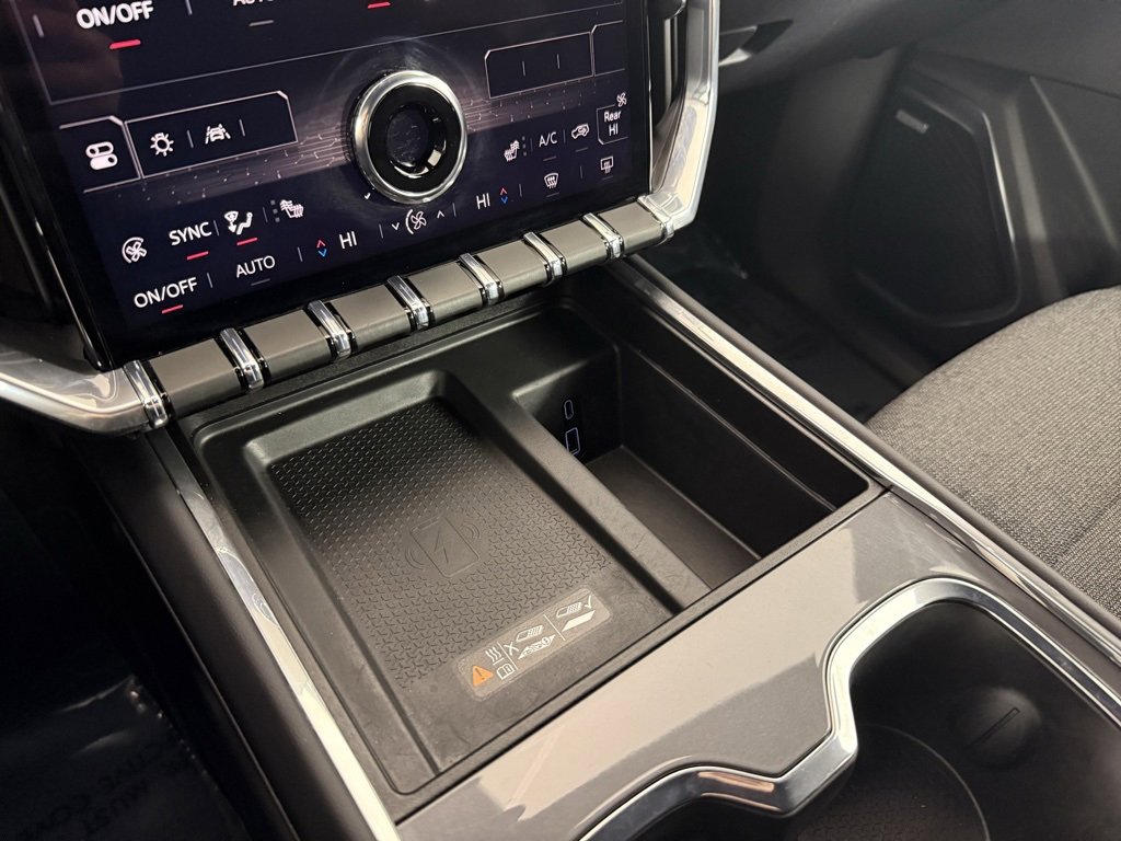 Used 2025 GMC Acadia Elevation image 23