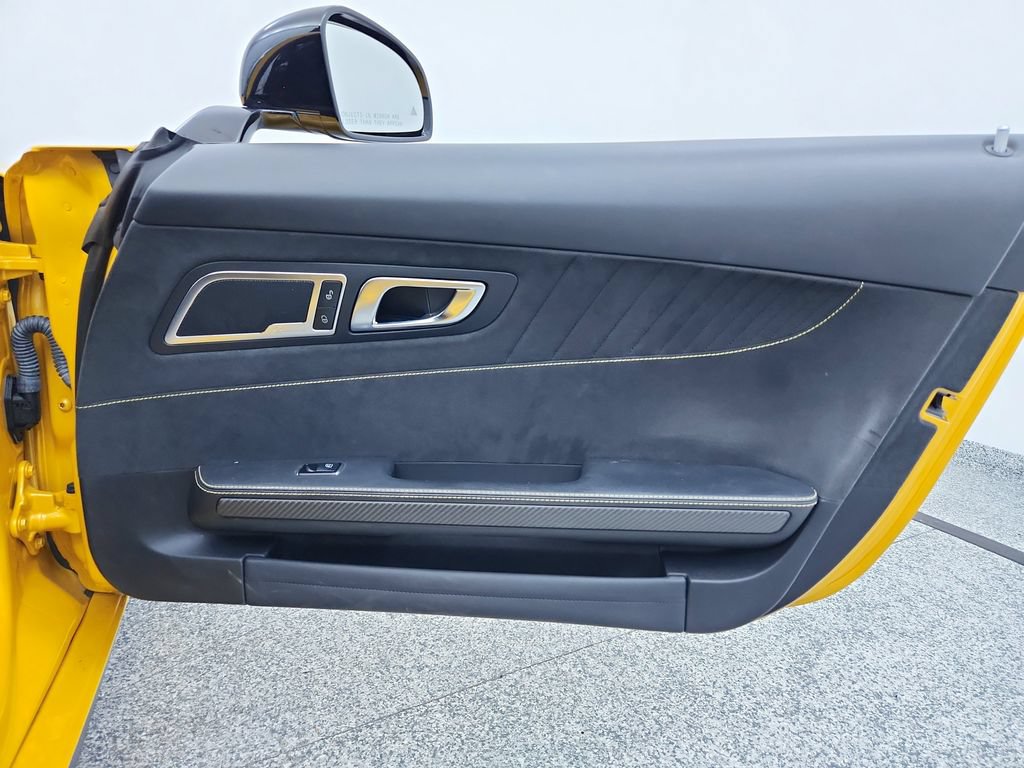 Used 2016 Mercedes-Benz AMG GT S w/ Exclusive Interior Package image 38