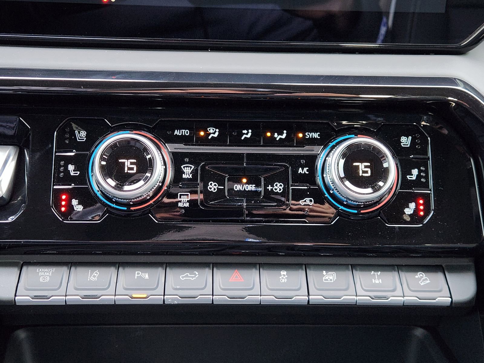 New 2026 GMC Sierra 2500 AT4X image 22