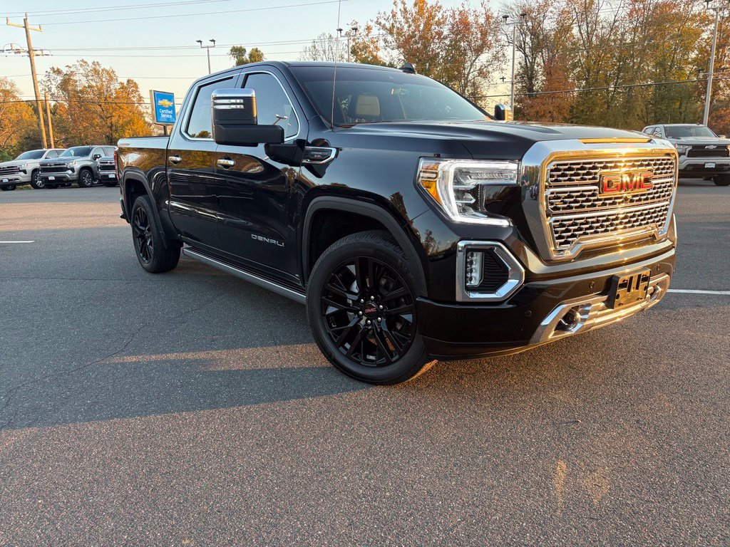 Used 2021 GMC Sierra 1500 Denali w/ Denali Carbonpro Edition AWD/4WD image 2