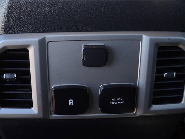 Used 2019 Ford F250 Lariat w/ Chrome Package image 13