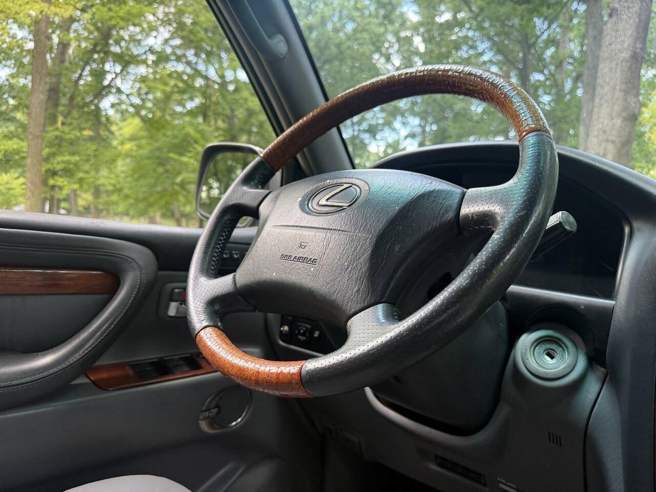 Used 2002 Lexus LX 470 4WD image 40