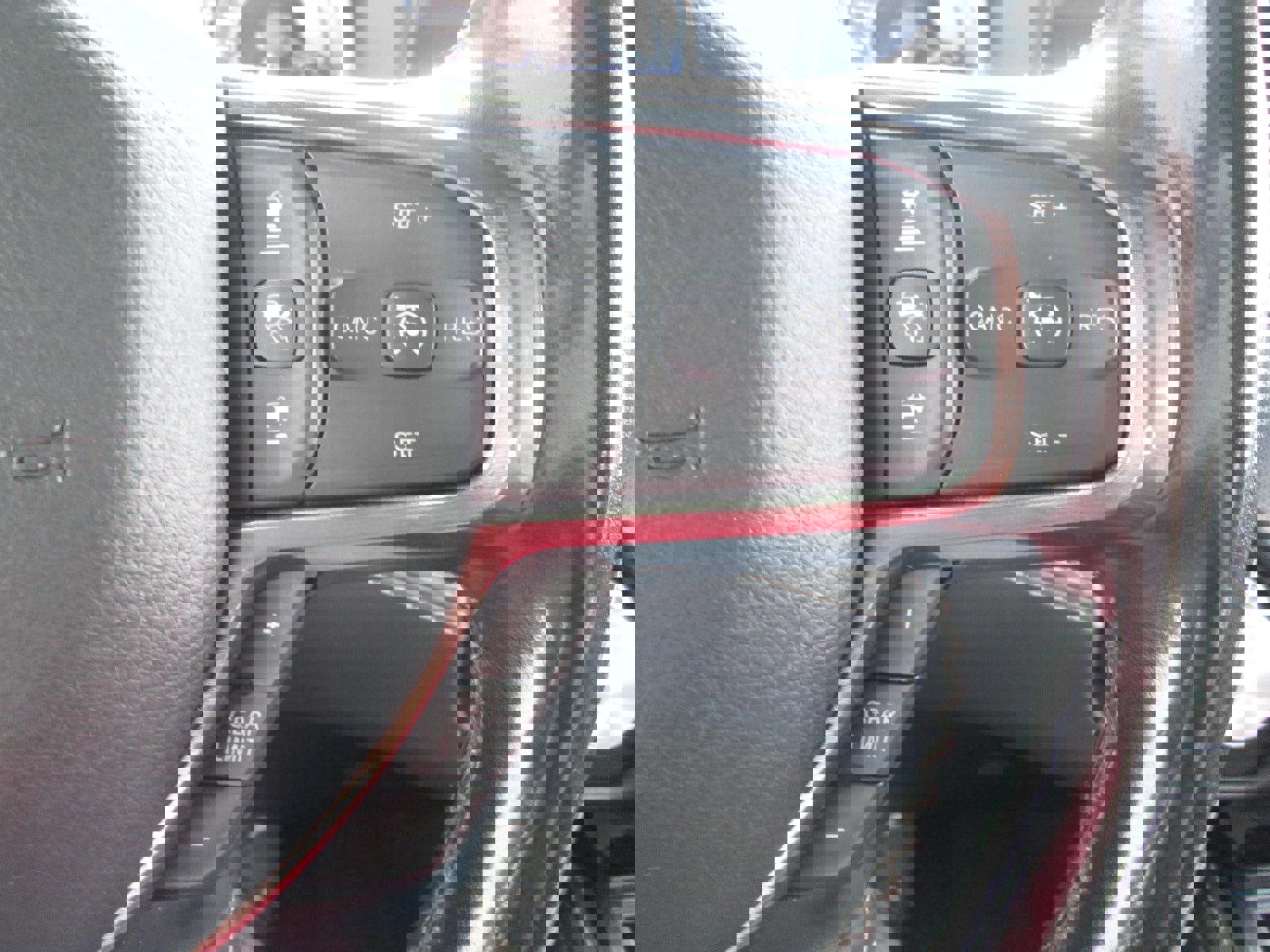 Used 2020 RAM 1500 Limited image 21