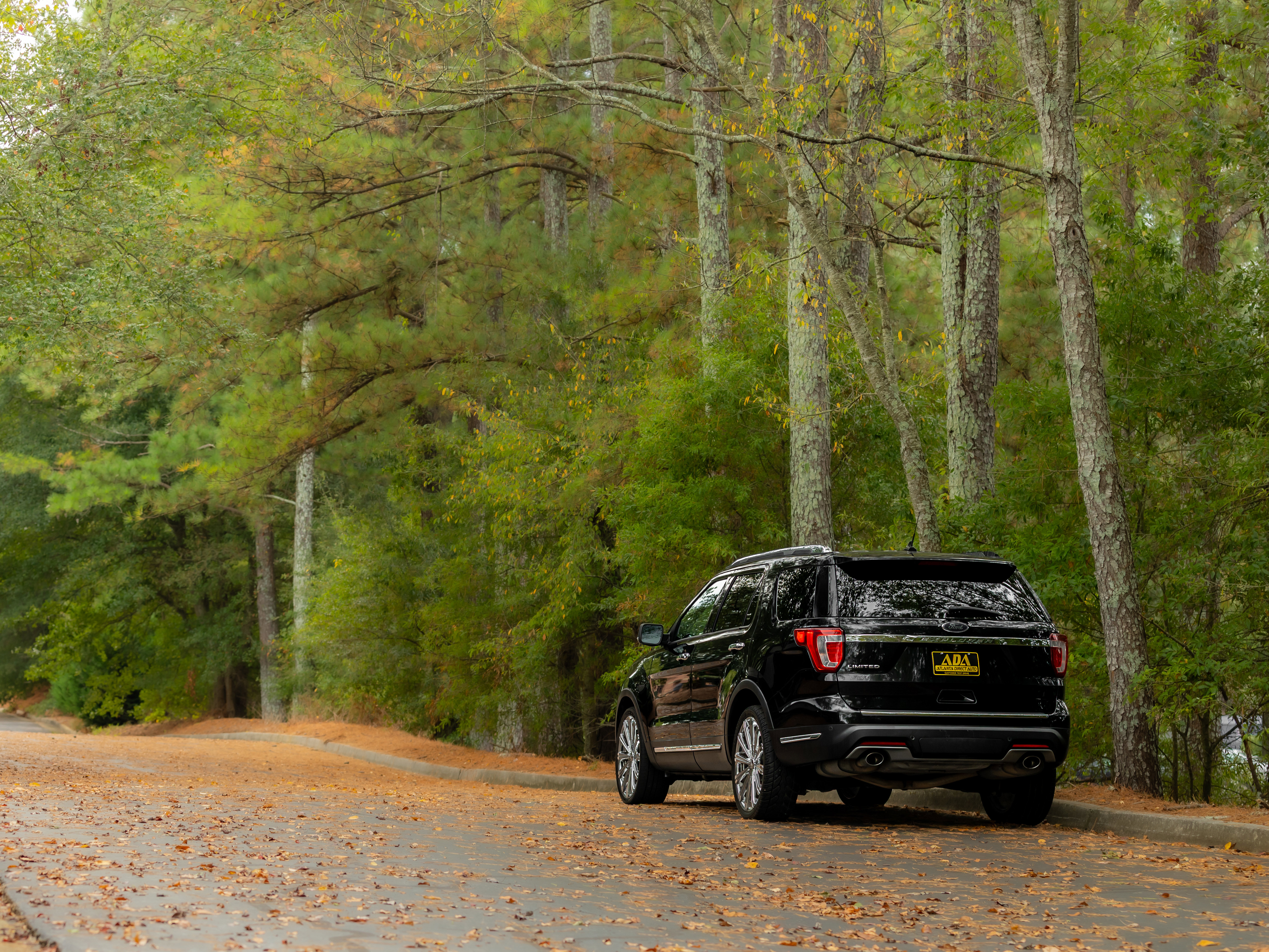 Used 2019 Ford Explorer Limited w/ Class III Trailer Tow Package image 39