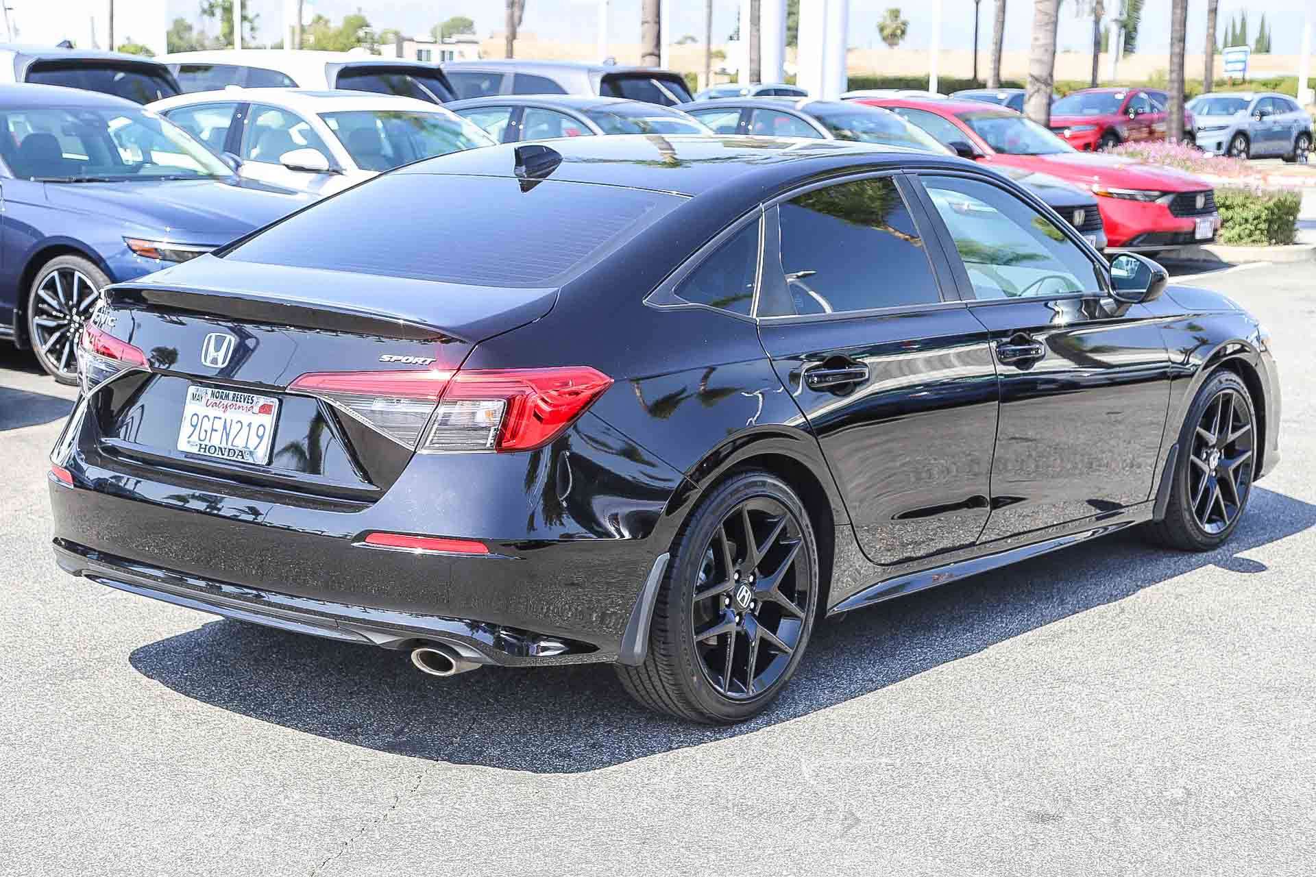 Used 2023 Honda Civic Sport image 9