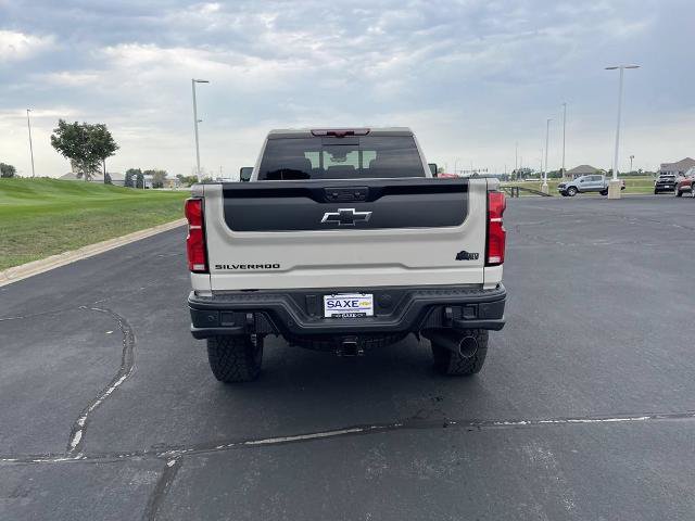 New 2026 Chevrolet Silverado 2500 ZR2 w/ ZR2 Bison Edition AWD/4WD image 4