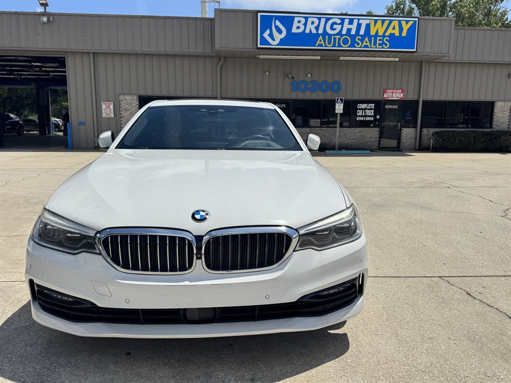 Used 2018 BMW 530i RWD image 4