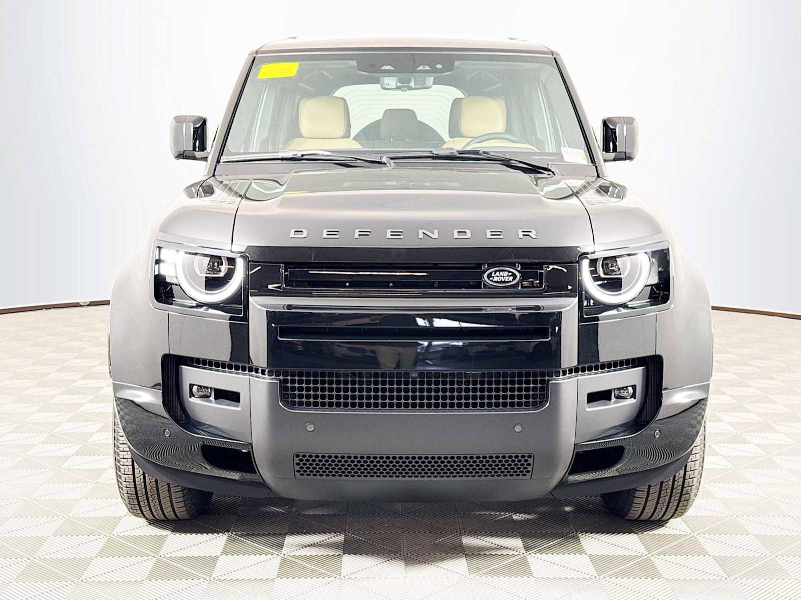 New 2026 Land Rover Defender 110 X-Dynamic SE AWD/4WD image 2