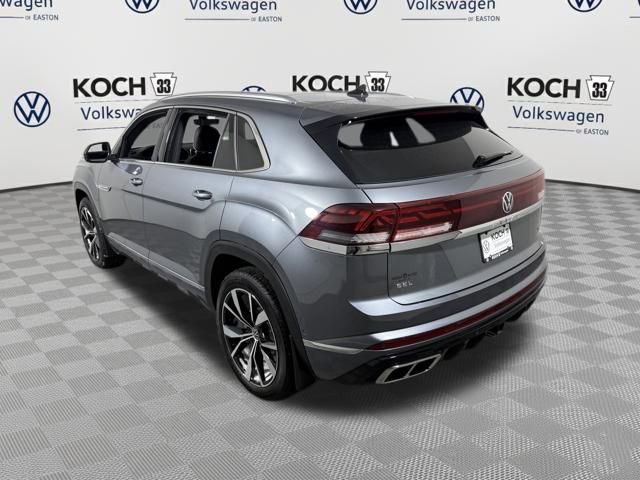 Used 2025 Volkswagen Atlas Cross Sport SEL Premium R-Line image 6