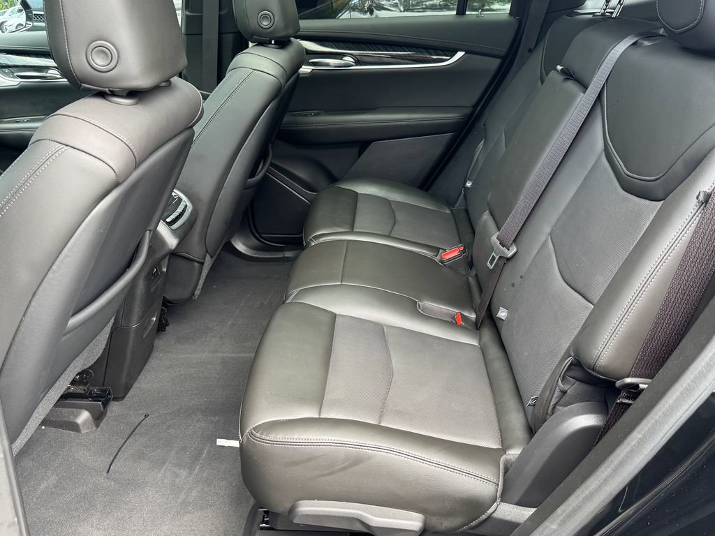 Used 2023 Cadillac XT6 Premium Luxury AWD/4WD image 37