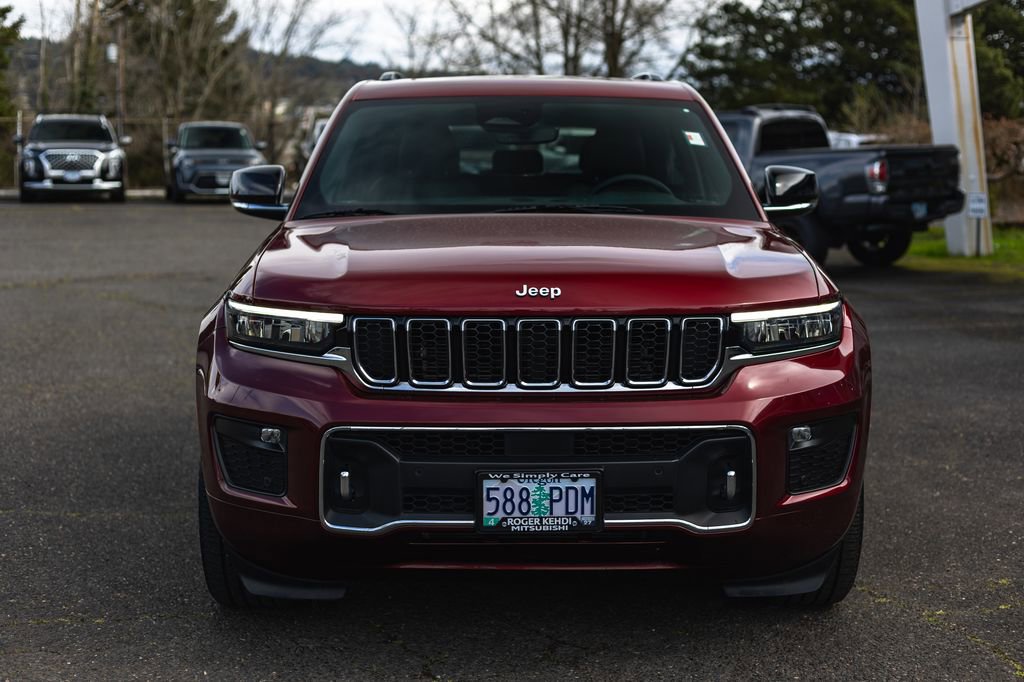 Used 2023 Jeep Grand Cherokee Overland w/ Rear Seat Video Group I AWD/4WD image 7