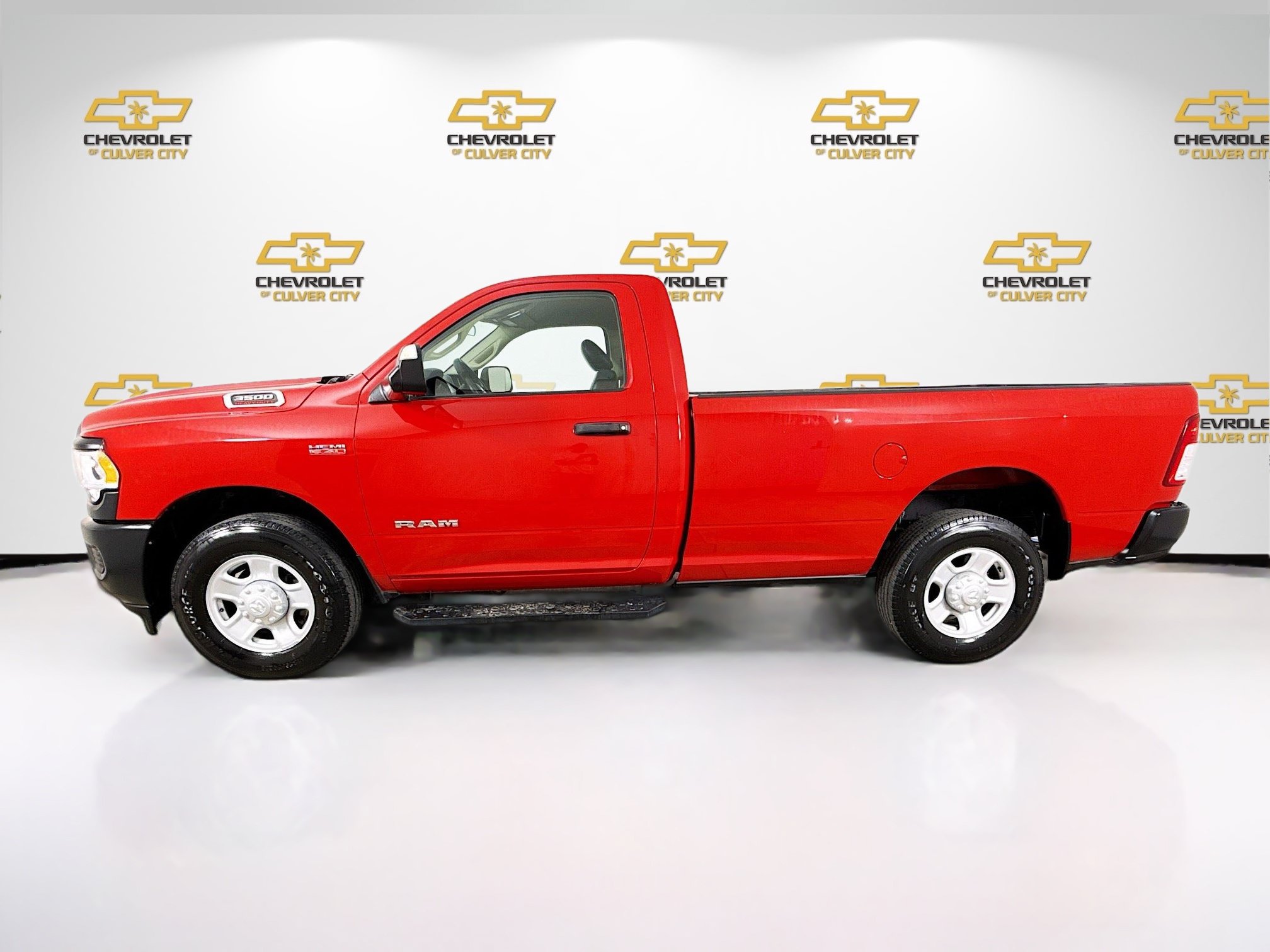 Used 2019 RAM 3500 Tradesman RWD image 5