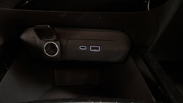 Used 2025 Chevrolet Trax ACTIV w/ Driver Confidence Package FWD image 26