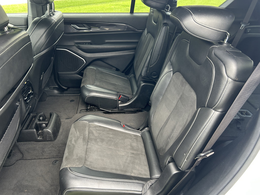 Used 2021 Jeep Grand Cherokee L Laredo RWD image 14