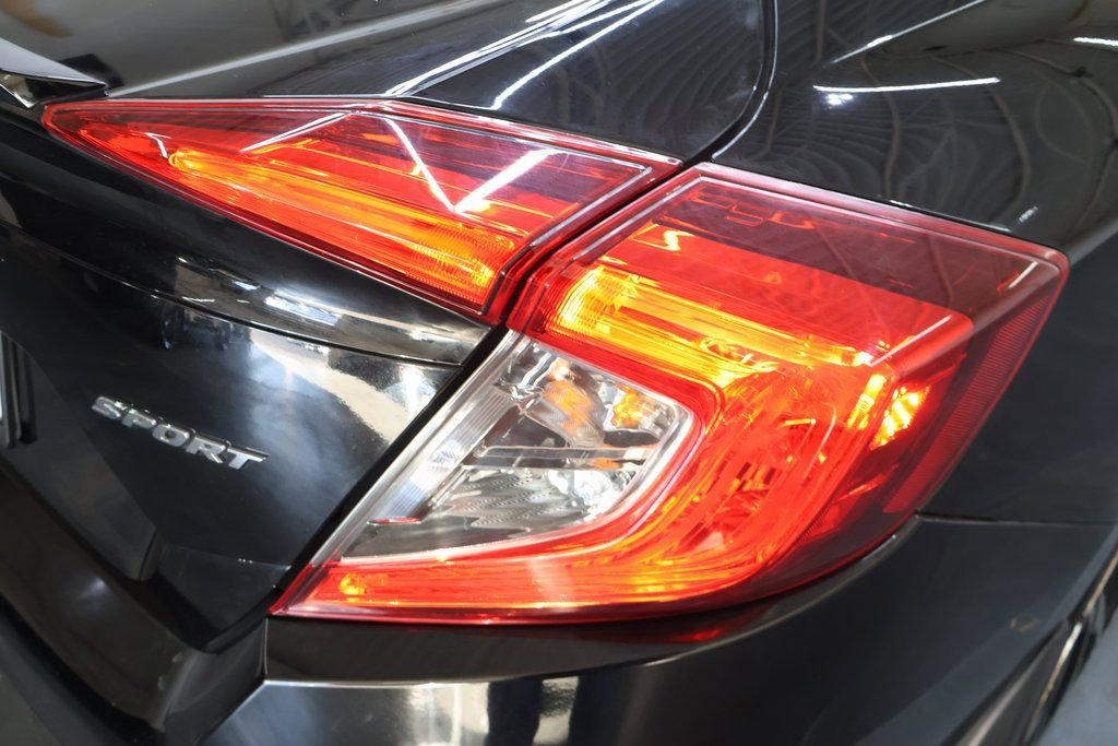 Used 2019 Honda Civic Sport image 28