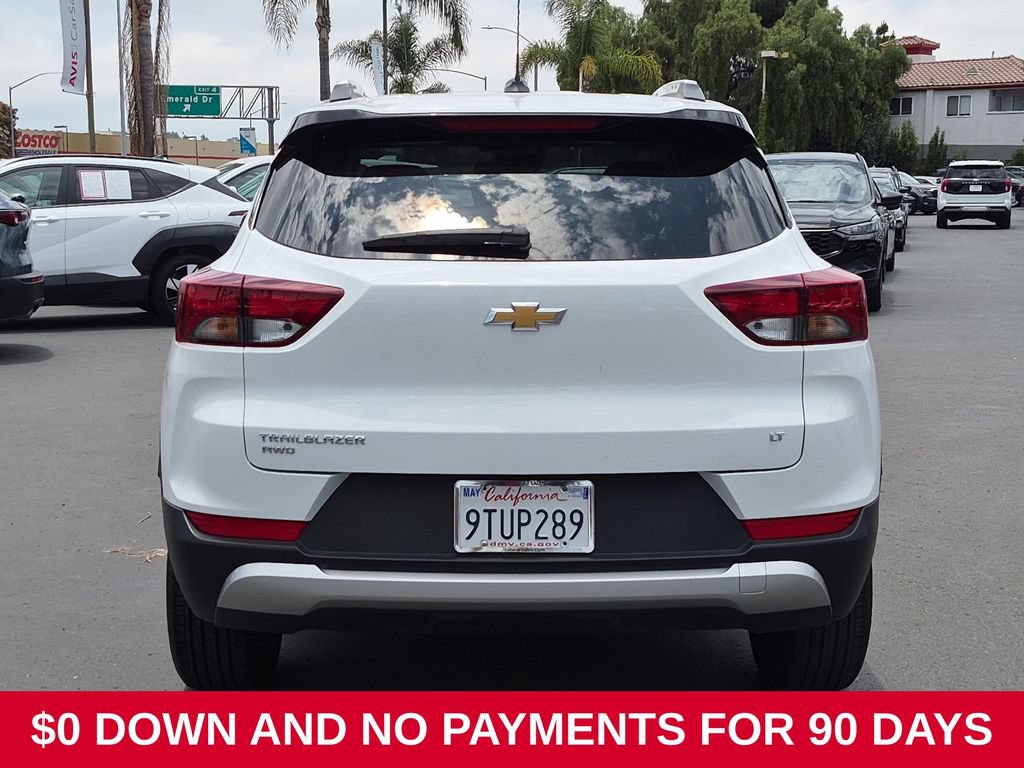 Used 2025 Chevrolet TrailBlazer LT AWD/4WD image 7