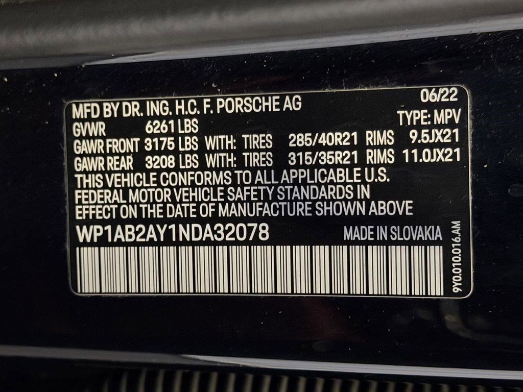 Used 2022 Porsche Cayenne S AWD/4WD image 23