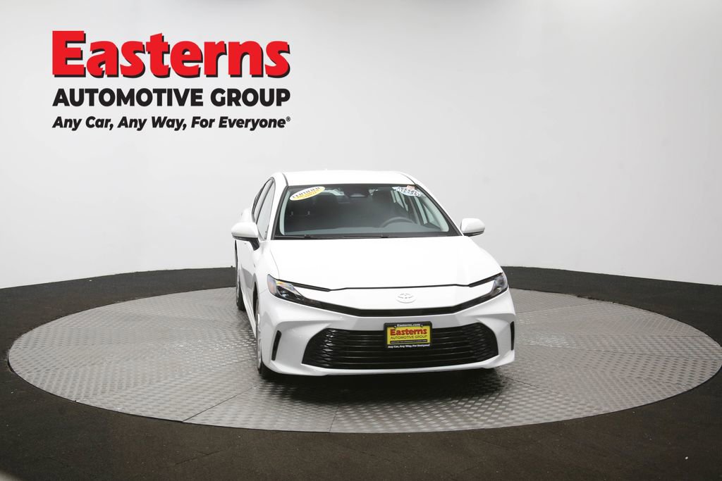 Used 2025 Toyota Camry LE image 52