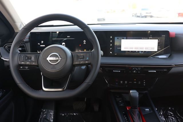 New 2025 Nissan Kicks SR image 22
