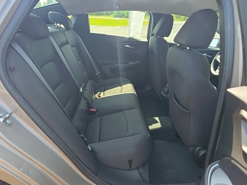 Used 2024 Chevrolet Malibu LT FWD image 24