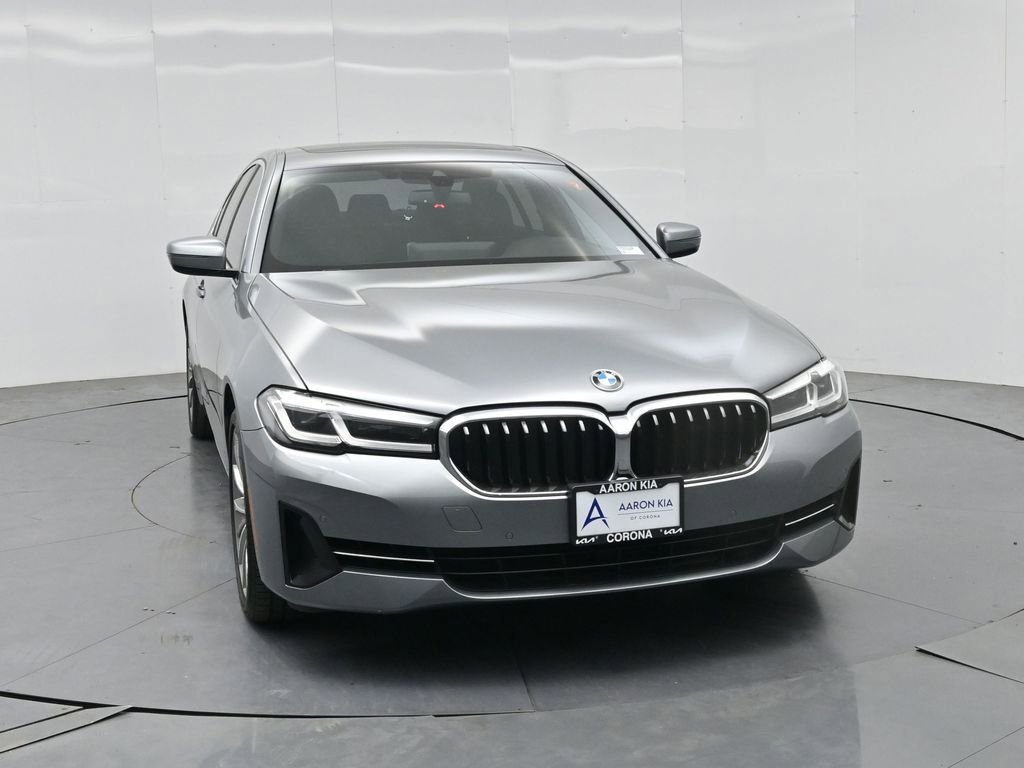 Used 2023 BMW 540i w/ Convenience Package RWD image 25