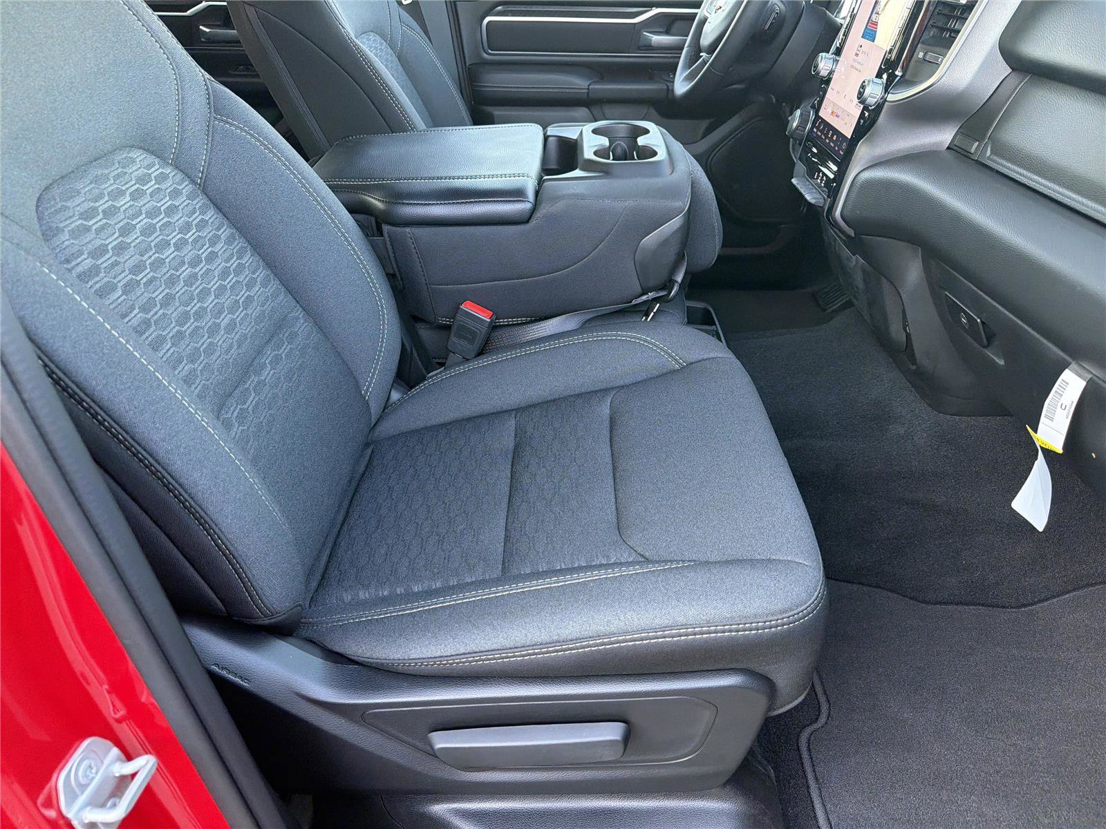 Used 2025 RAM 1500 Big Horn AWD/4WD image 12