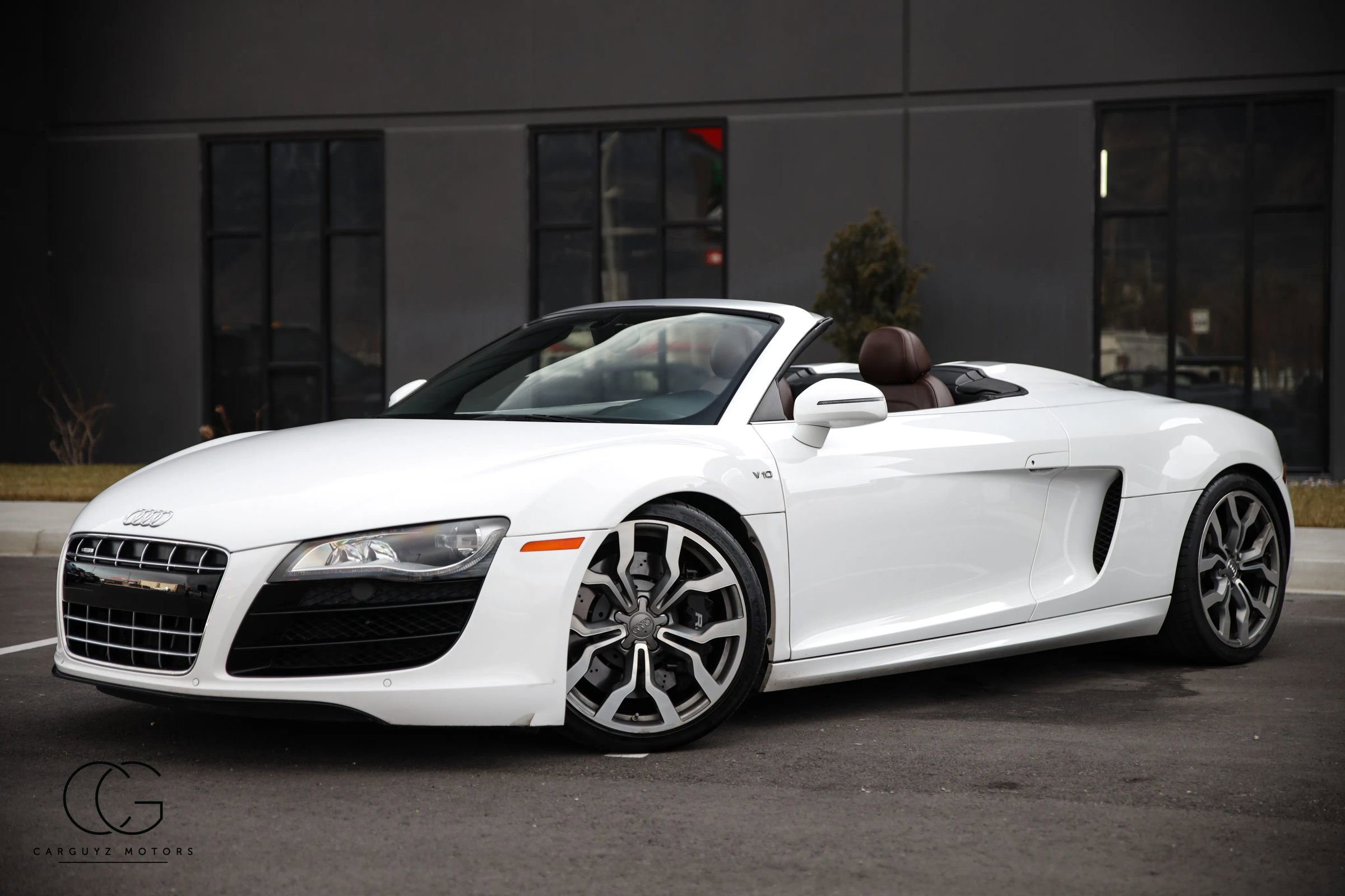 Used 2011 Audi R8 V10 AWD/4WD image 4