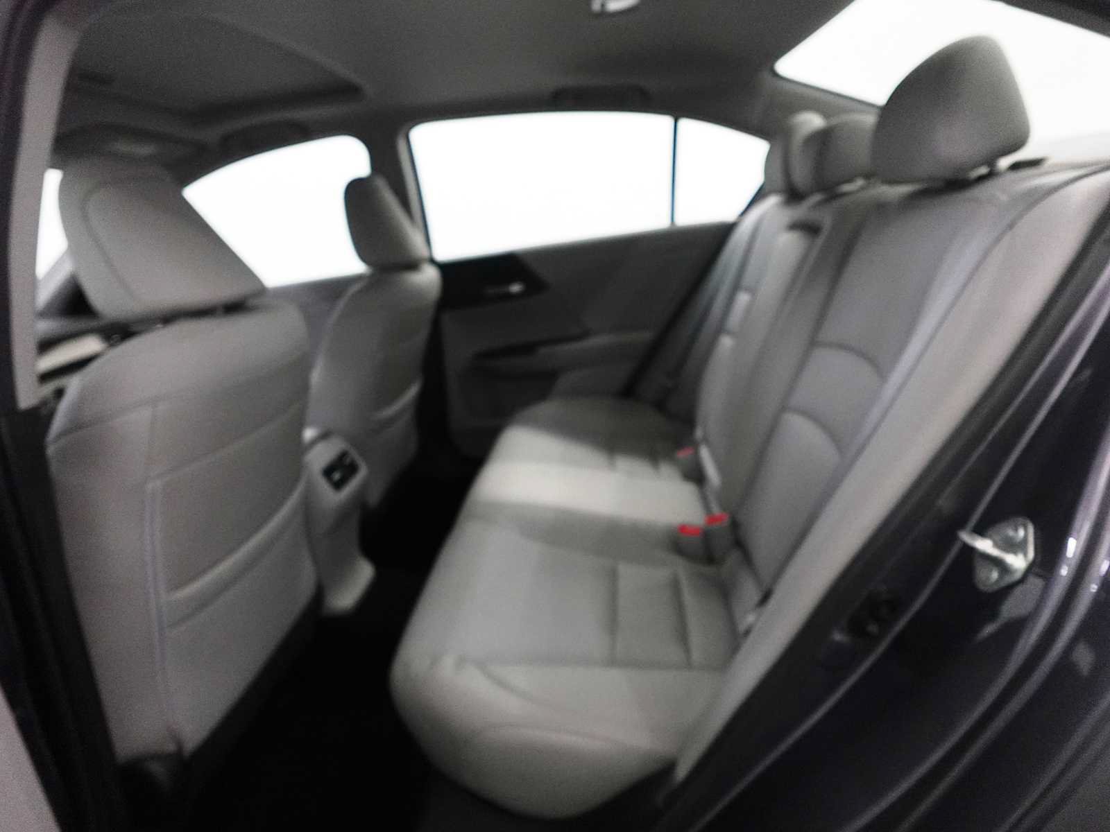 Certified 2017 Honda Accord EX-L image 26