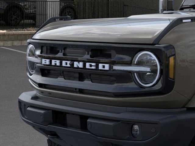 New 2025 Ford Bronco Outer Banks AWD/4WD image 19