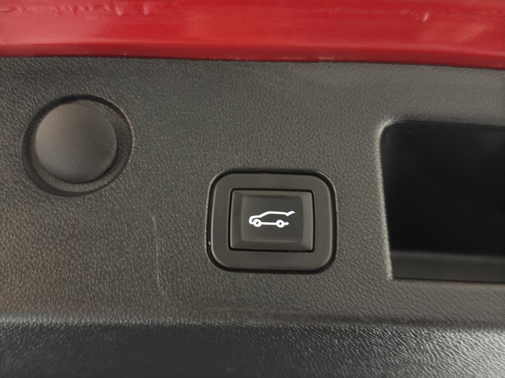 Used 2025 Chevrolet Equinox LT w/ Convenience Package II image 21