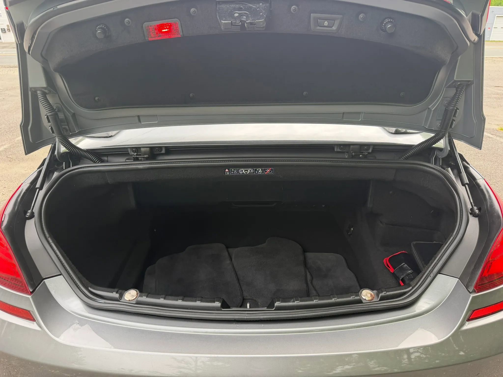 Used 2017 BMW 640i xDrive Convertible AWD/4WD image 17