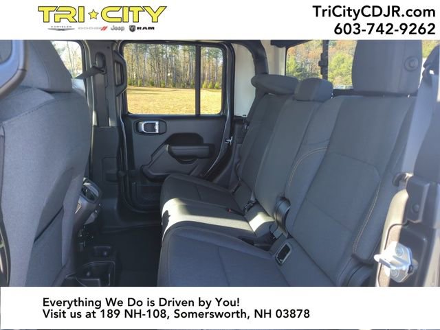 New 2026 Jeep Gladiator Willys image 12