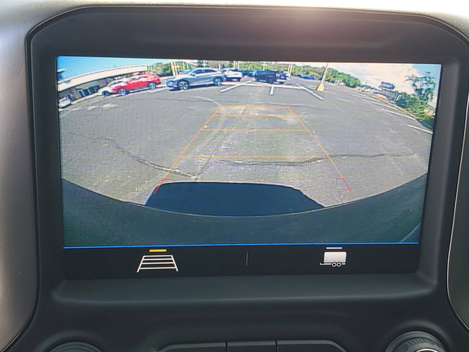 Used 2021 Chevrolet Silverado 1500 RST w/ LPO, Blackout Package image 17