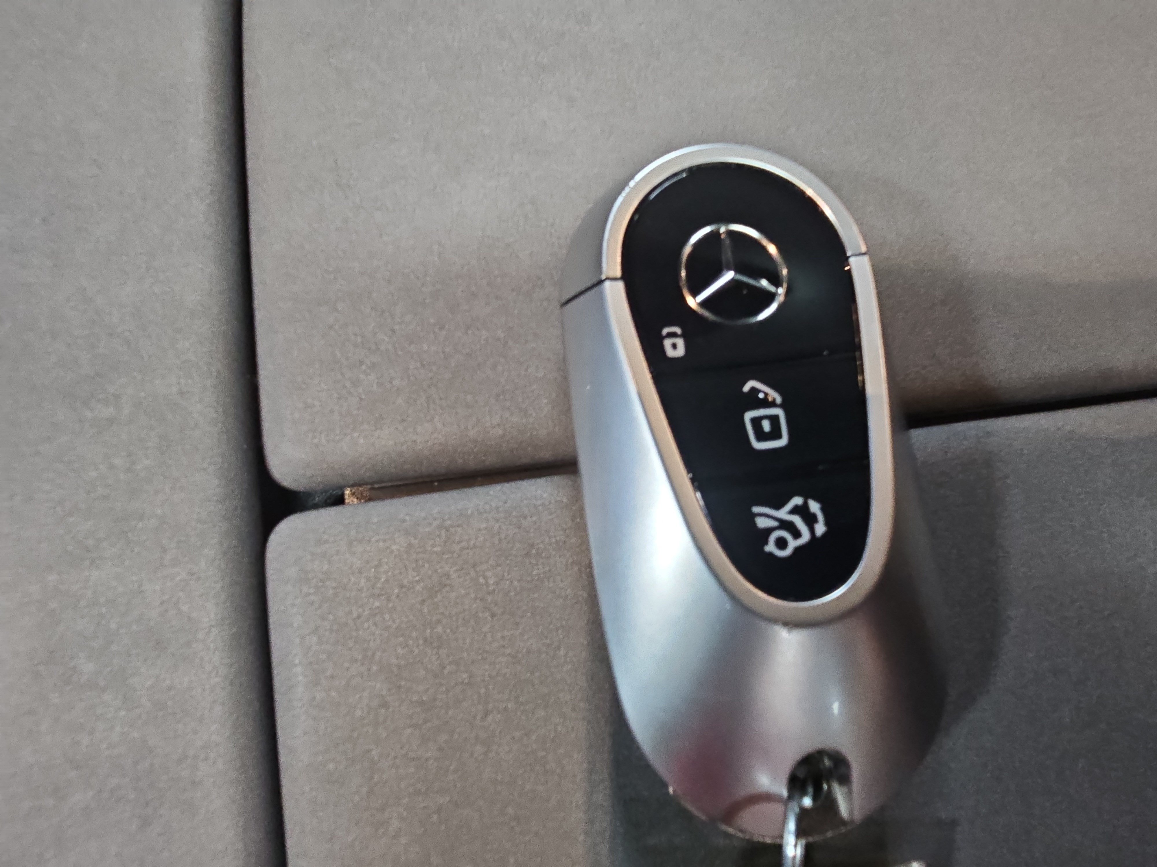 Certified 2023 Mercedes-Benz EQS 450+ SUV image 35